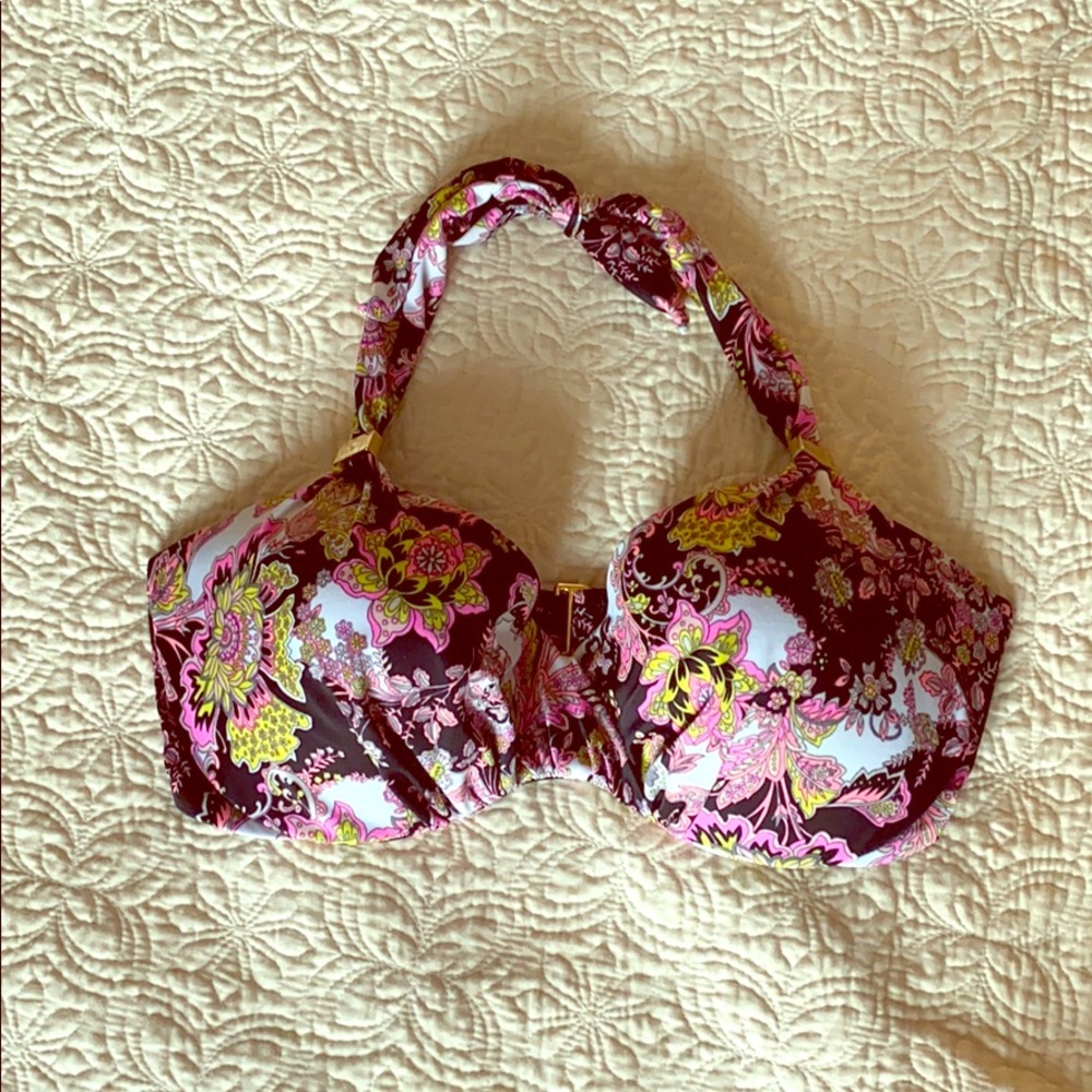 Victoria’s Secret Bikini top